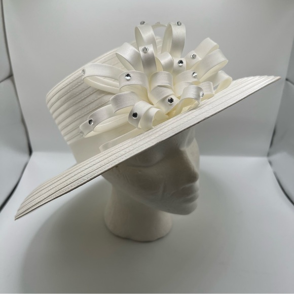 EY Signature Cream Church Kentucky Hat with Ribbon and Gem Embellishment